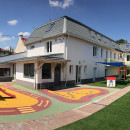 Tengerszem magánóvoda galéria udvar és épület panorámakép